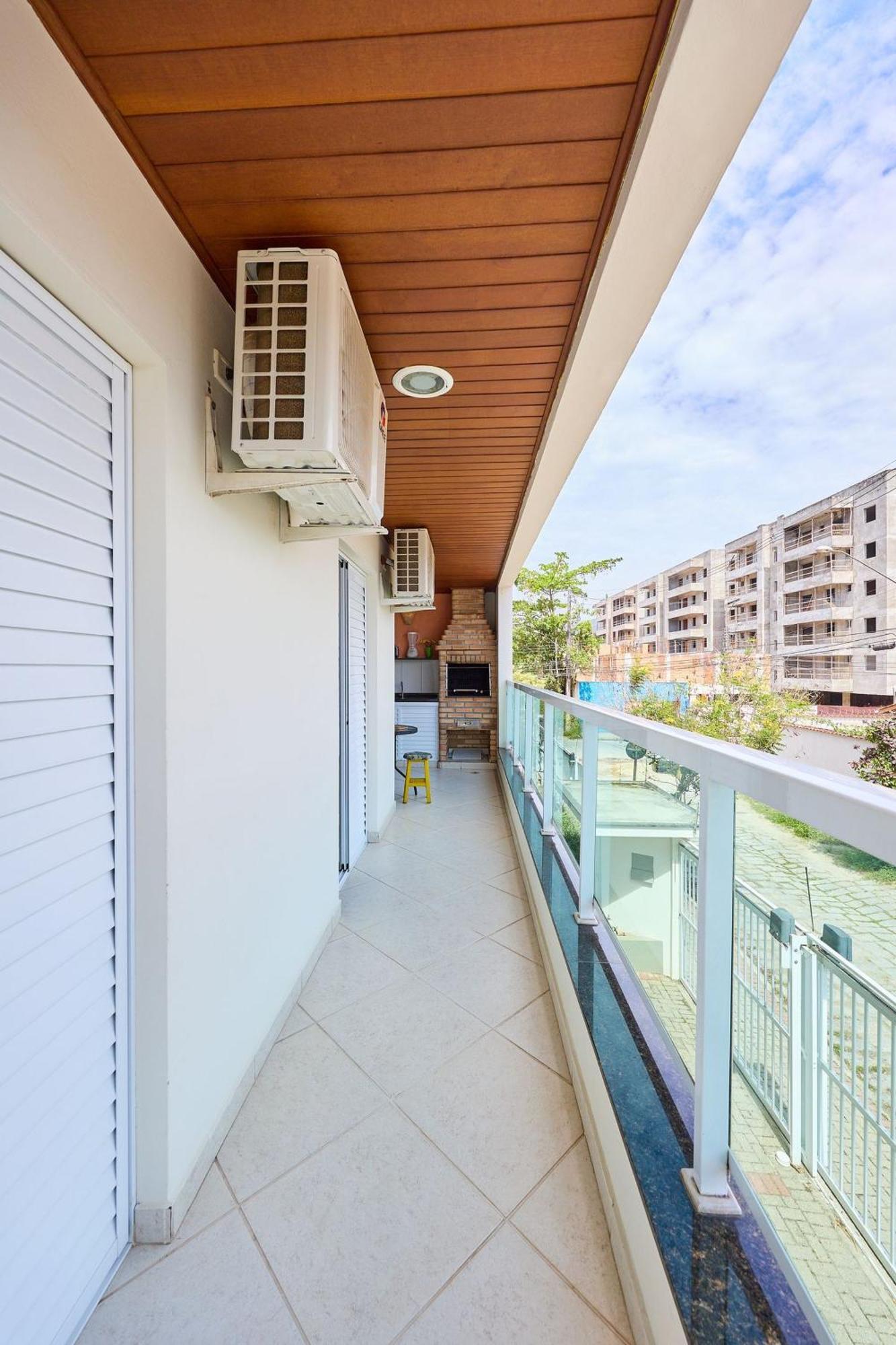 Af11: Perto Praias E Comercio, Piscina, Ar, Wi-fi, Varanda Gourmet Apartment *
