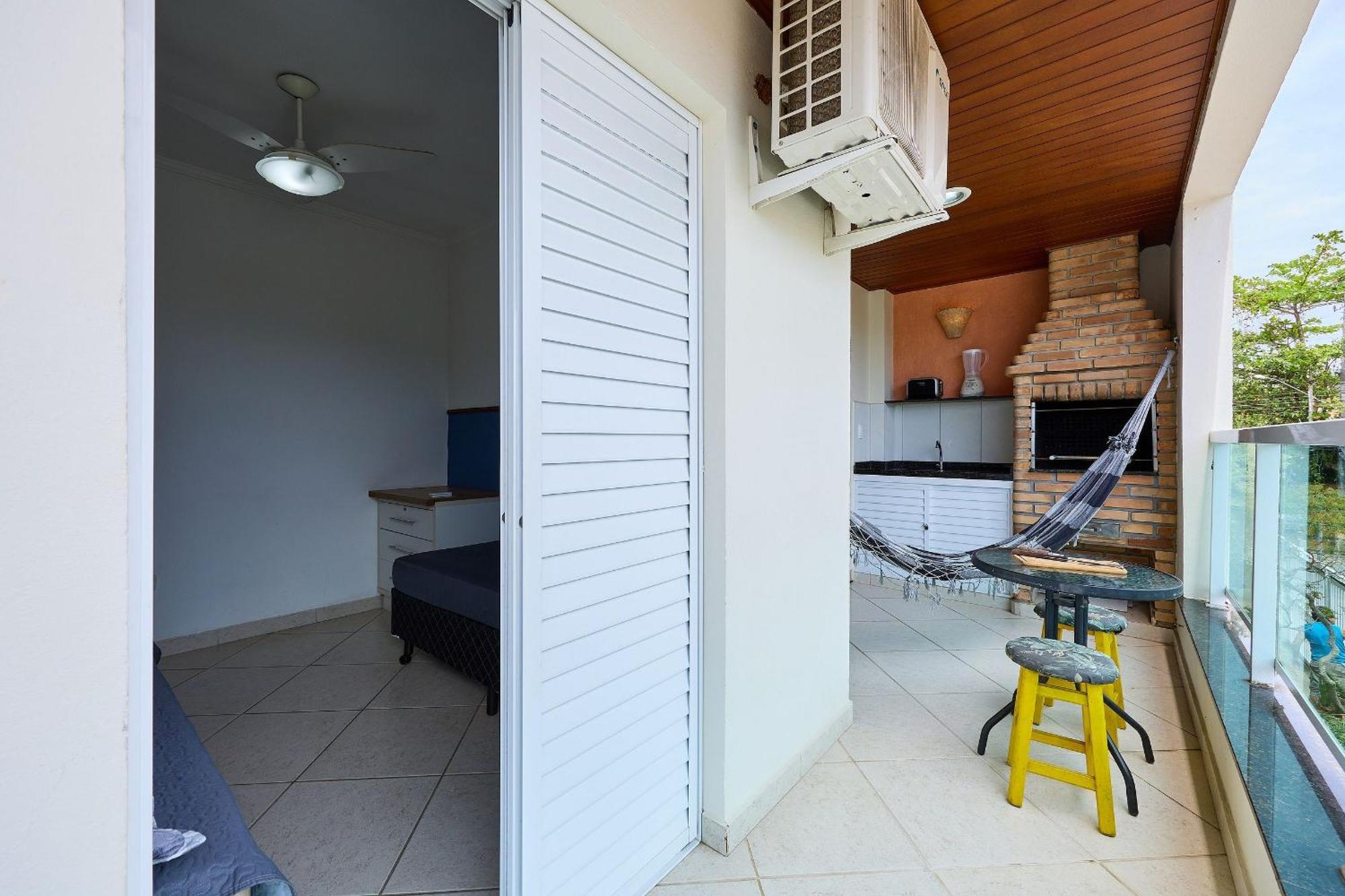 Af11: Perto Praias E Comercio, Piscina, Ar, Wi-fi, Varanda Gourmet *