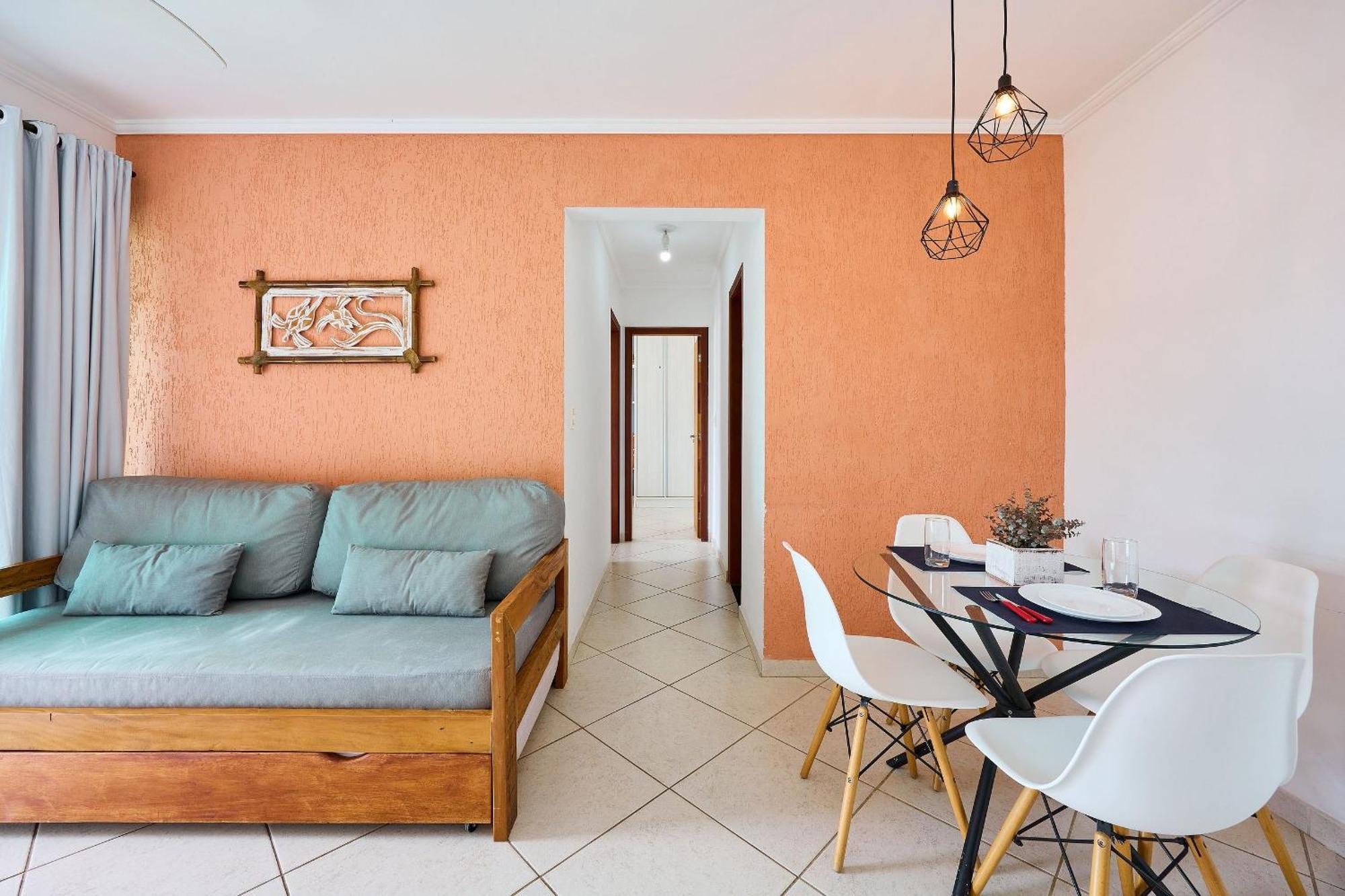 Apartment Af11: Perto Praias E Comercio, Piscina, Ar, Wi-fi, Varanda Gourmet
